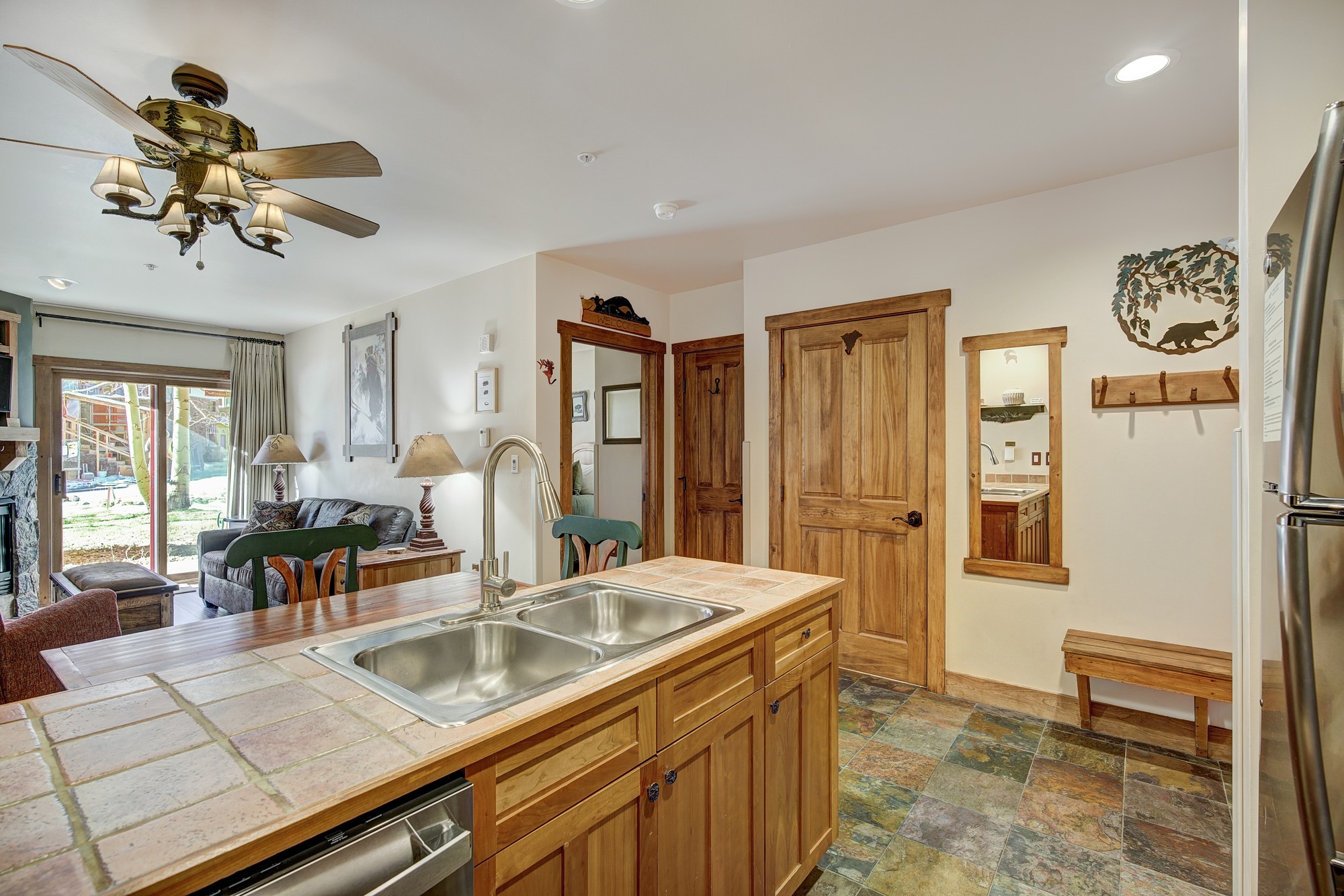 Moore Vacation Condos | Hunki Dori | image1